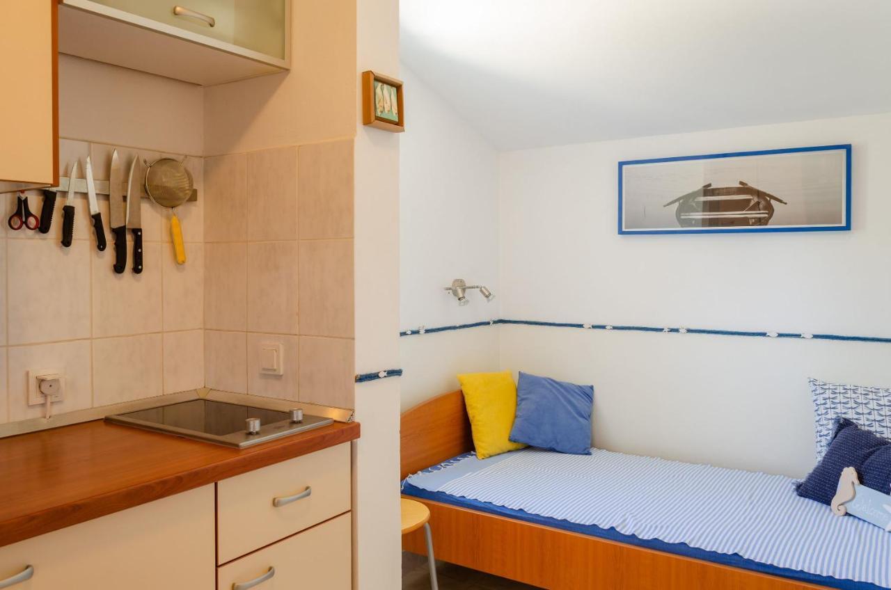 Apartment Tanja Вела-Лука Екстер'єр фото
